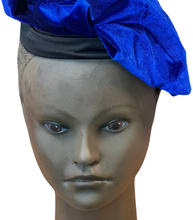 Load image into Gallery viewer, luxury Silky Kids velvet Bonnet